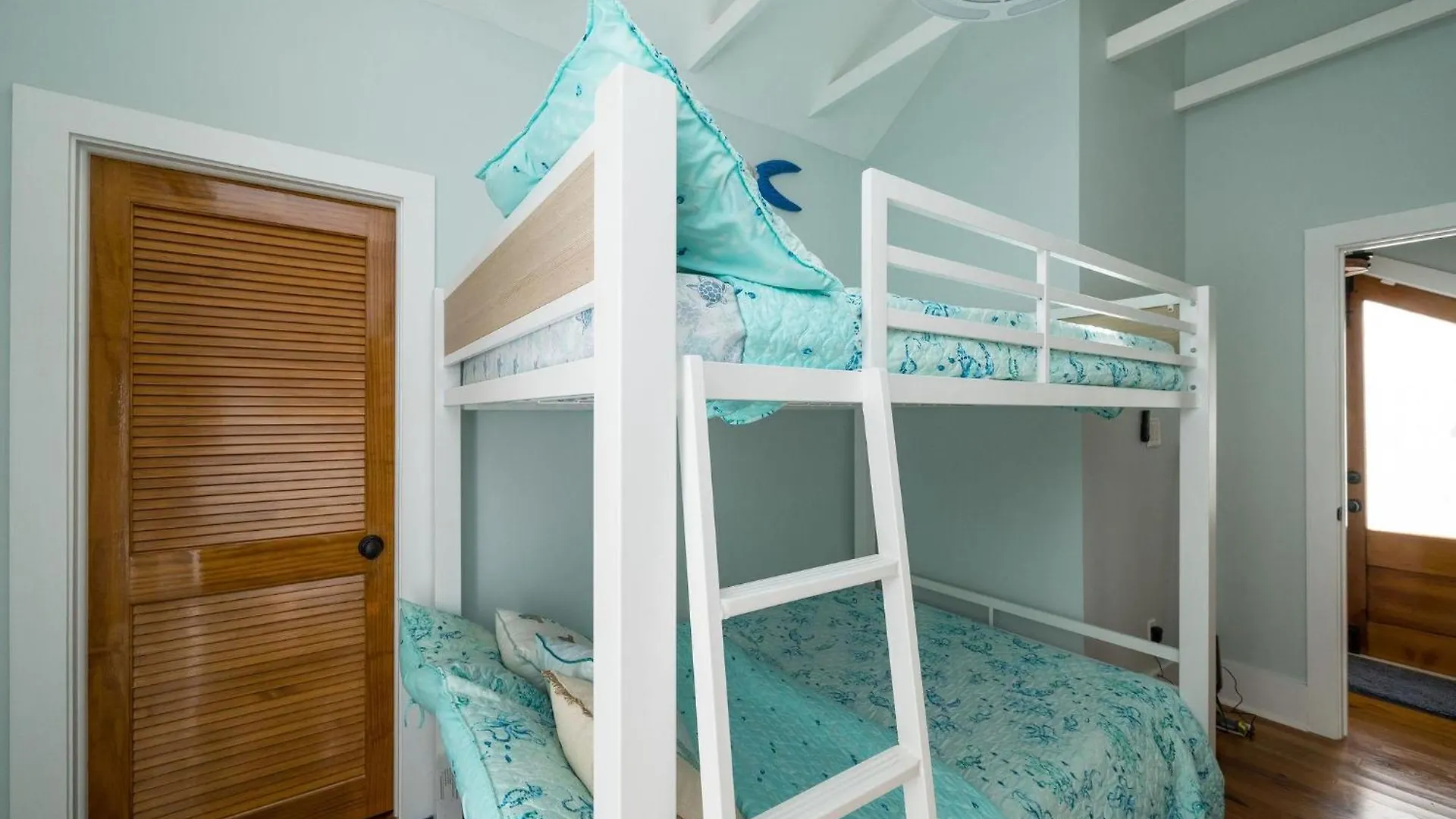 Windsor Blue Villa Key West Holiday home